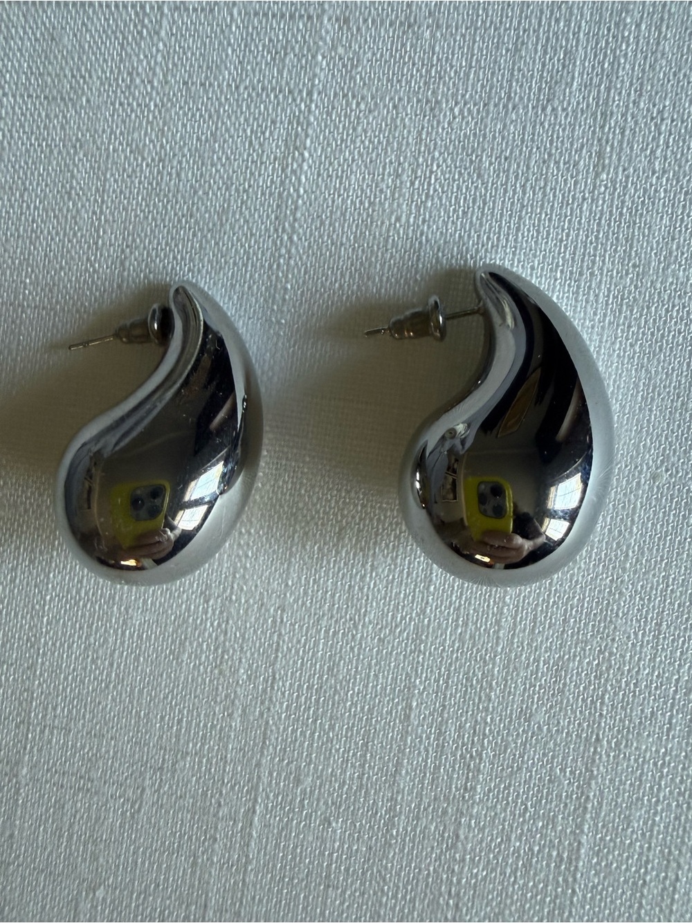 Sleek Silver Teardrop Earrings